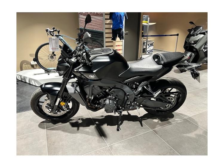 YAMAHA MT-09  Y-AMT