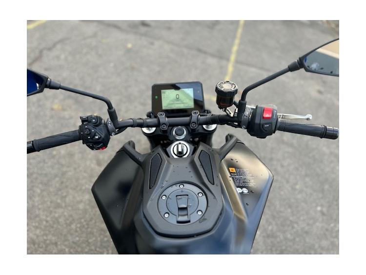 YAMAHA MT-09 YAMT